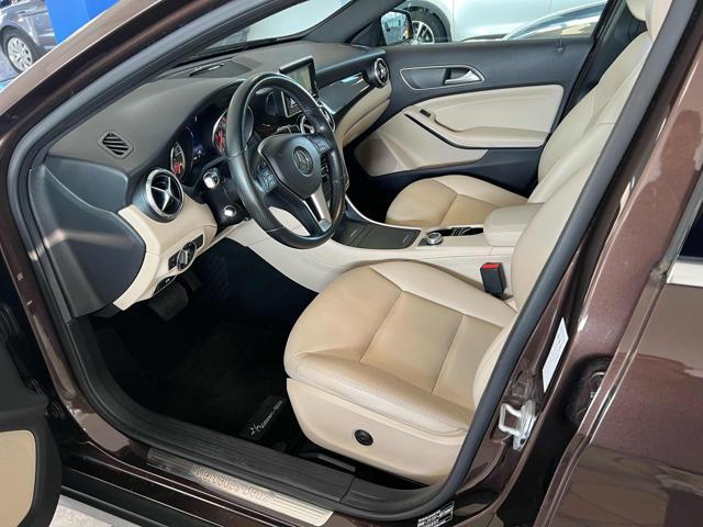 MERCEDES-BENZ GLA 250 Automatic 4Matic Sport