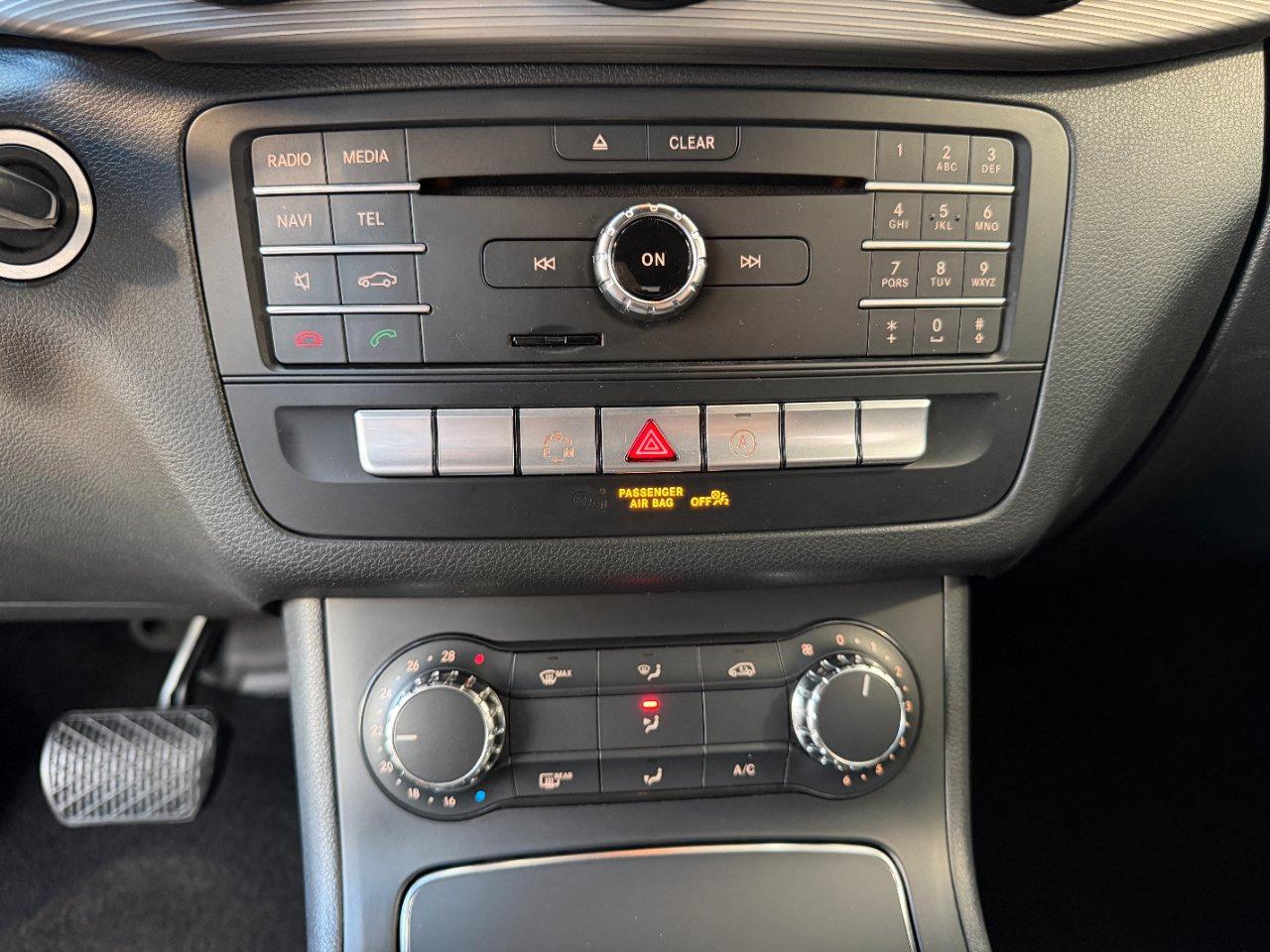 Mercedes B 180 D Executive Automatica - 18" - Telecamera - Navigatore