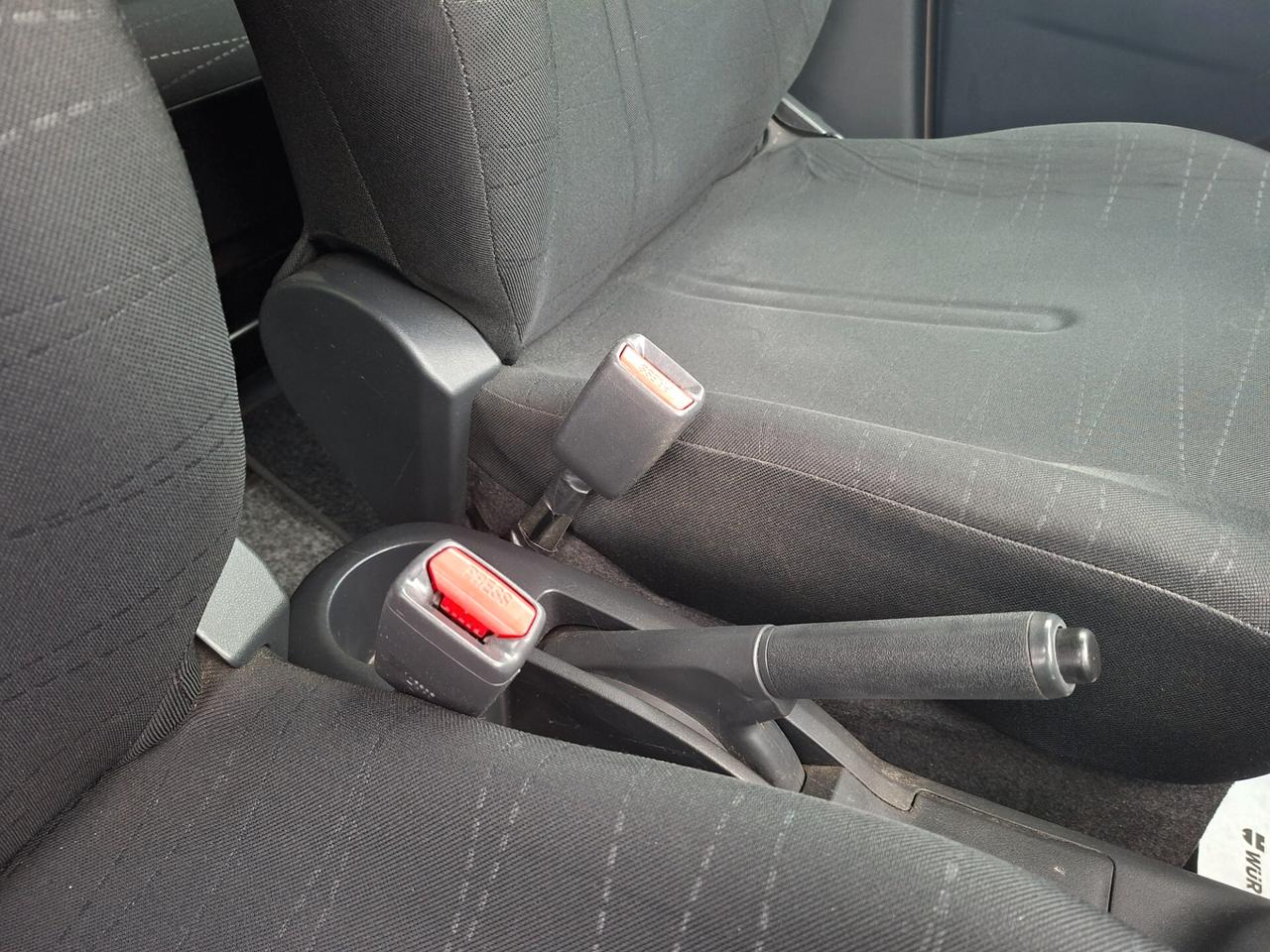 Toyota Yaris 1.3 5p. Sol *NEOPATENTATI*