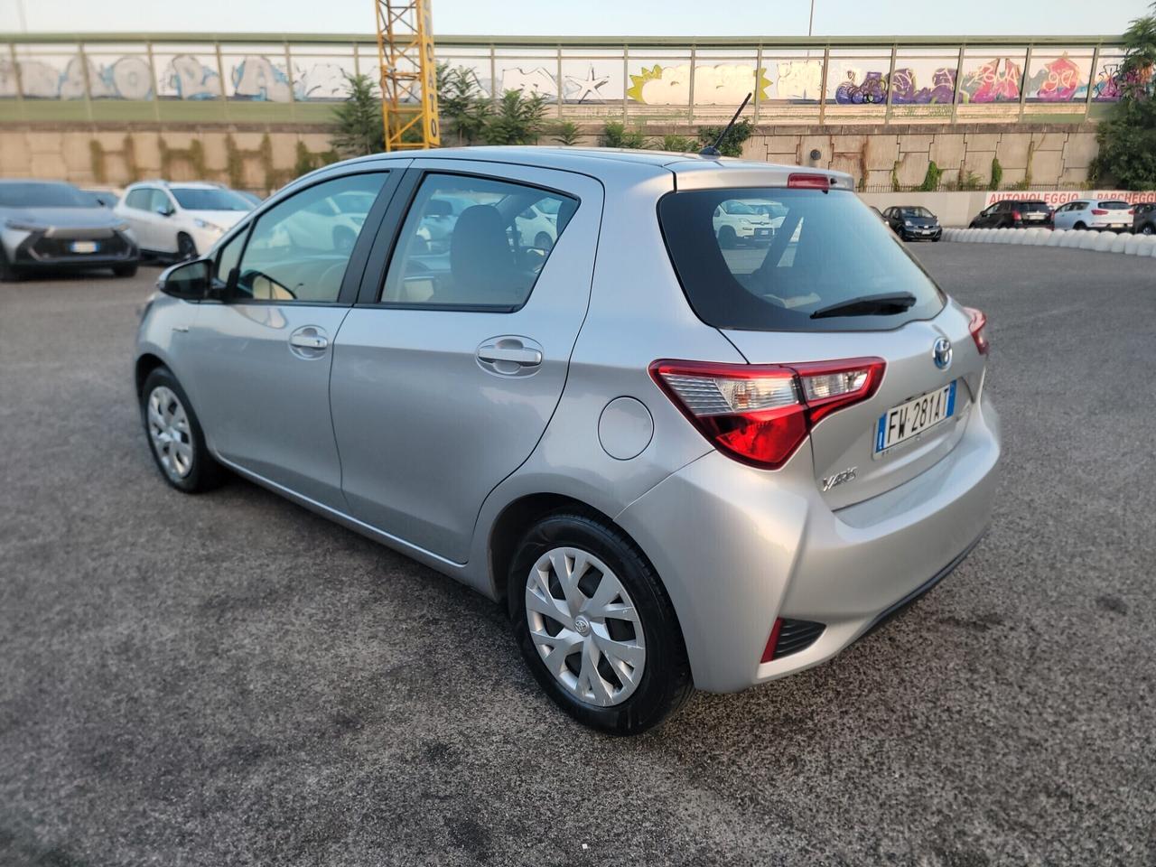 Toyota Yaris 1.5 Hybrid Active solo 62 mila km !