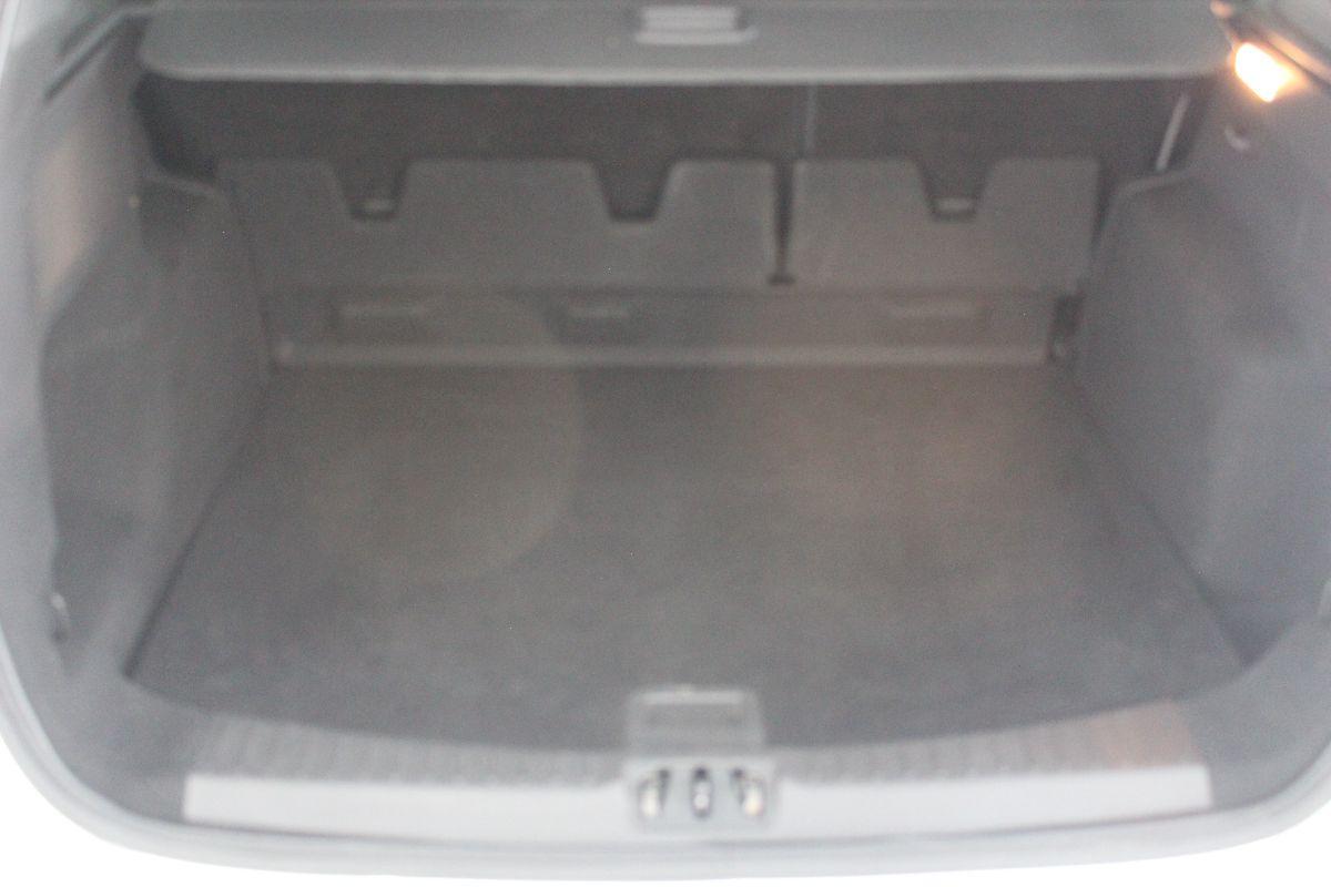 FORD - Kuga - 2.0 TDCI 120 CV S&S 2WD ST-Line