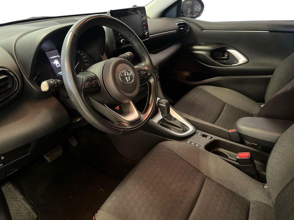 Toyota Yaris 1.5 hybrid Active