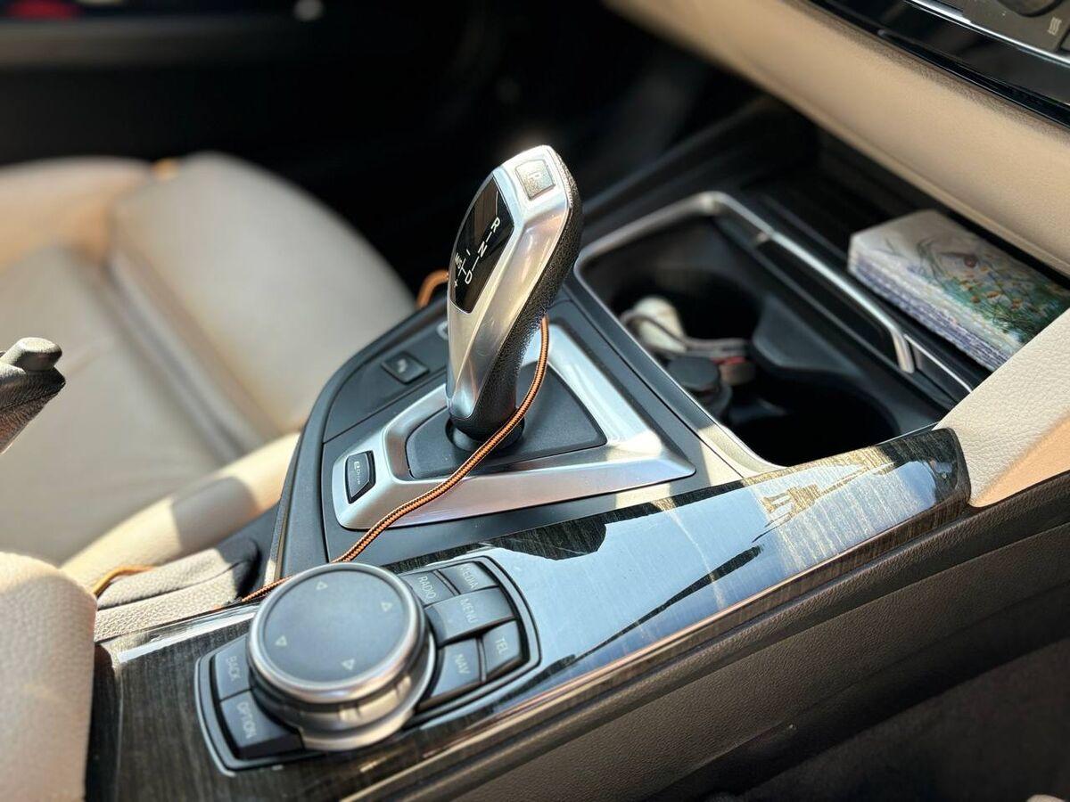 BMW Serie 3 Berlina 330e Luxury auto