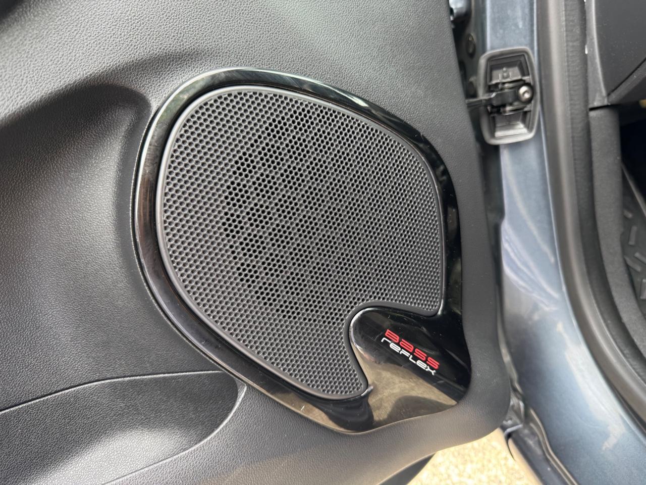 Renault Clio dCi 8V 75 CV Start&Stop 5 porte Energy Duel