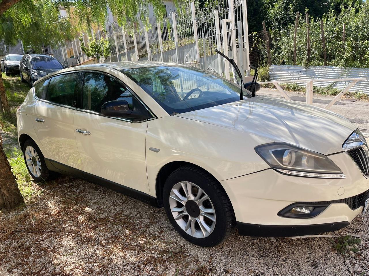 Lancia Delta 1.6 MJT DPF Argento