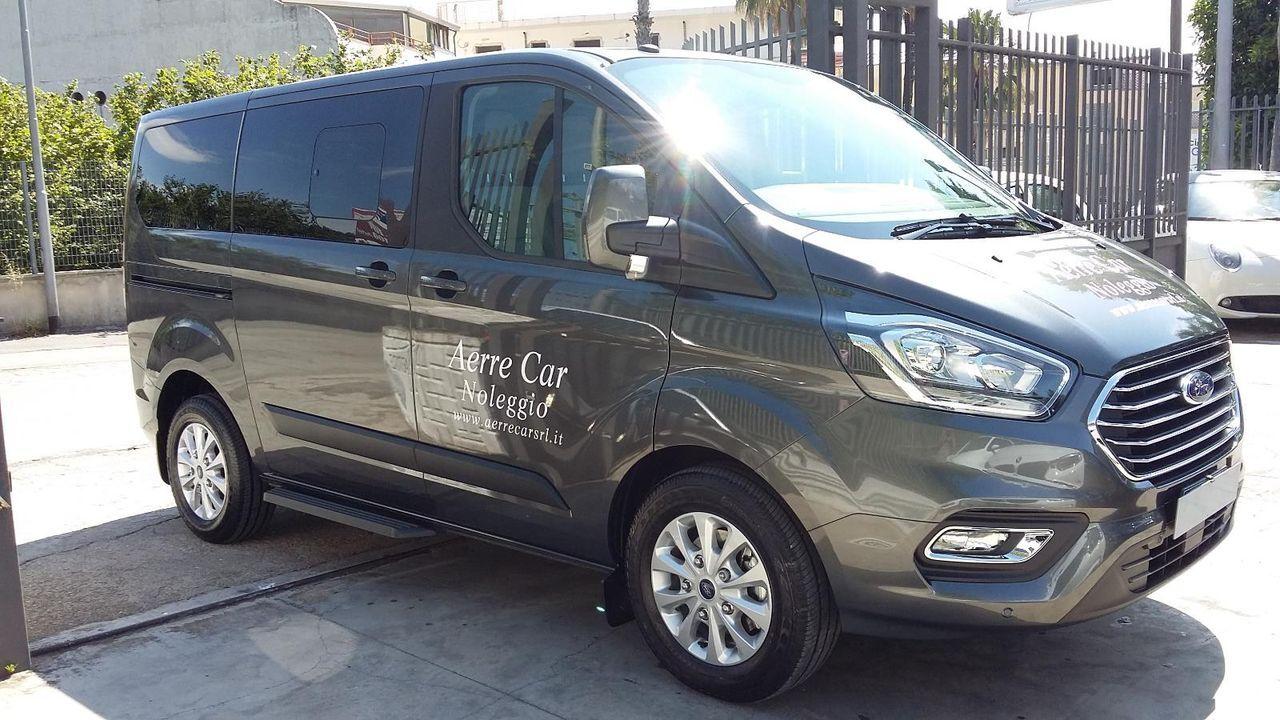 Ford Tourneo Custom Shuttle !!!! SOLO noleggio breve-medio termine