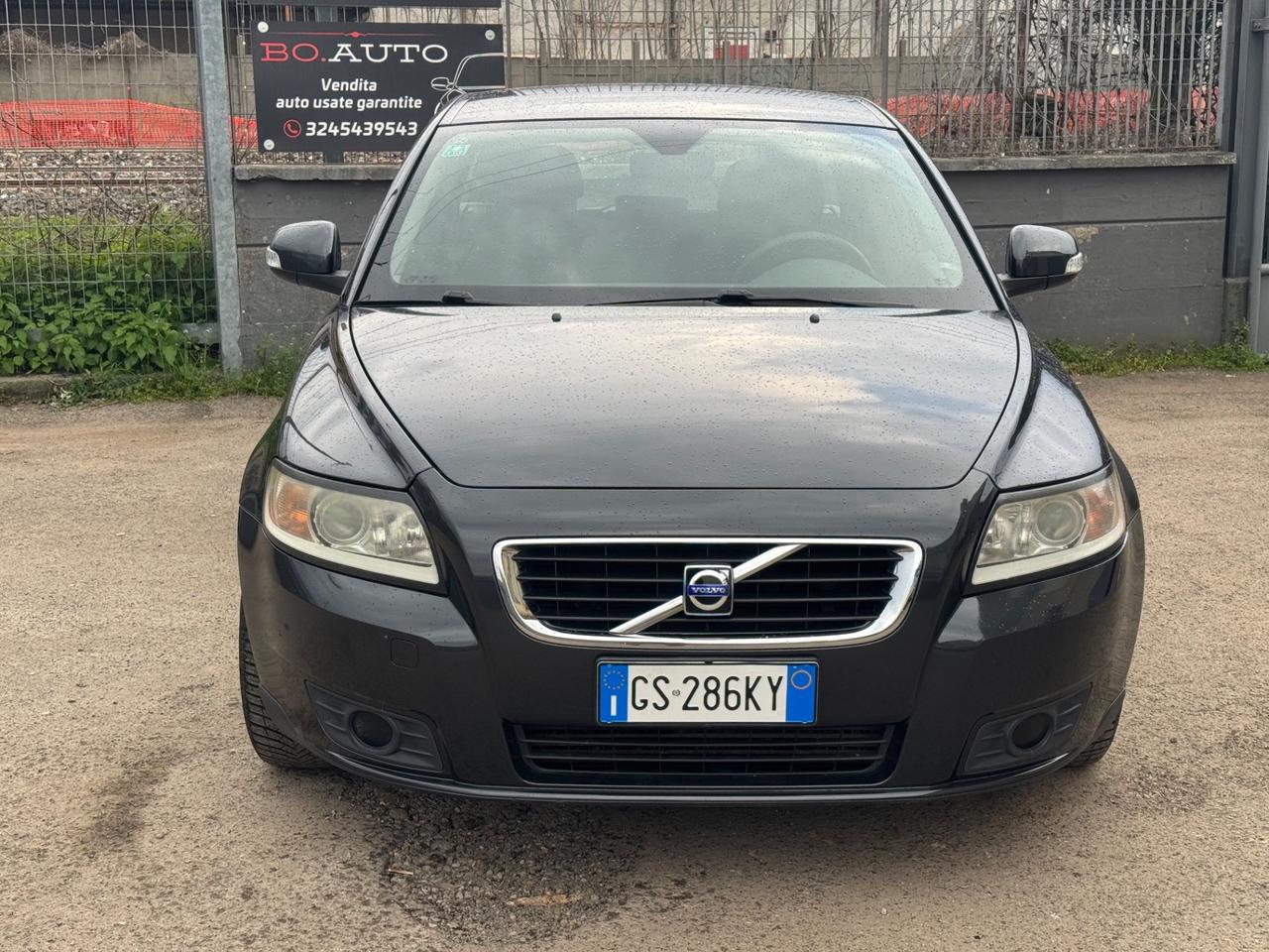 Volvo V50 D3 R-design