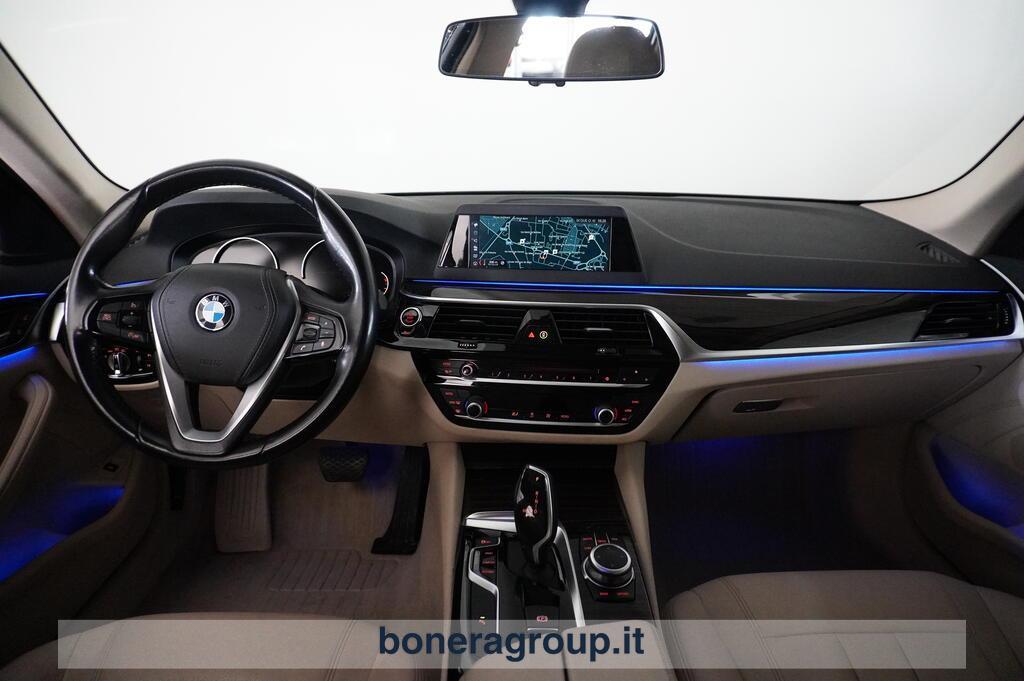 BMW Serie 5 Touring 530 d Business Steptronic