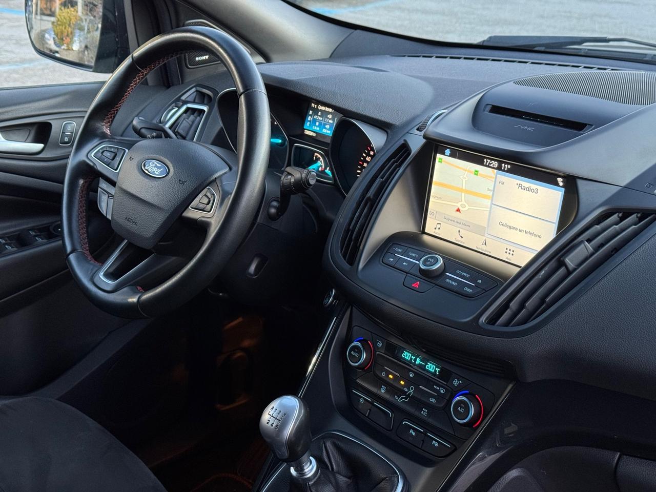 Ford Kuga 2.0 TDCI 150 CV S&S 4WD ST-Line