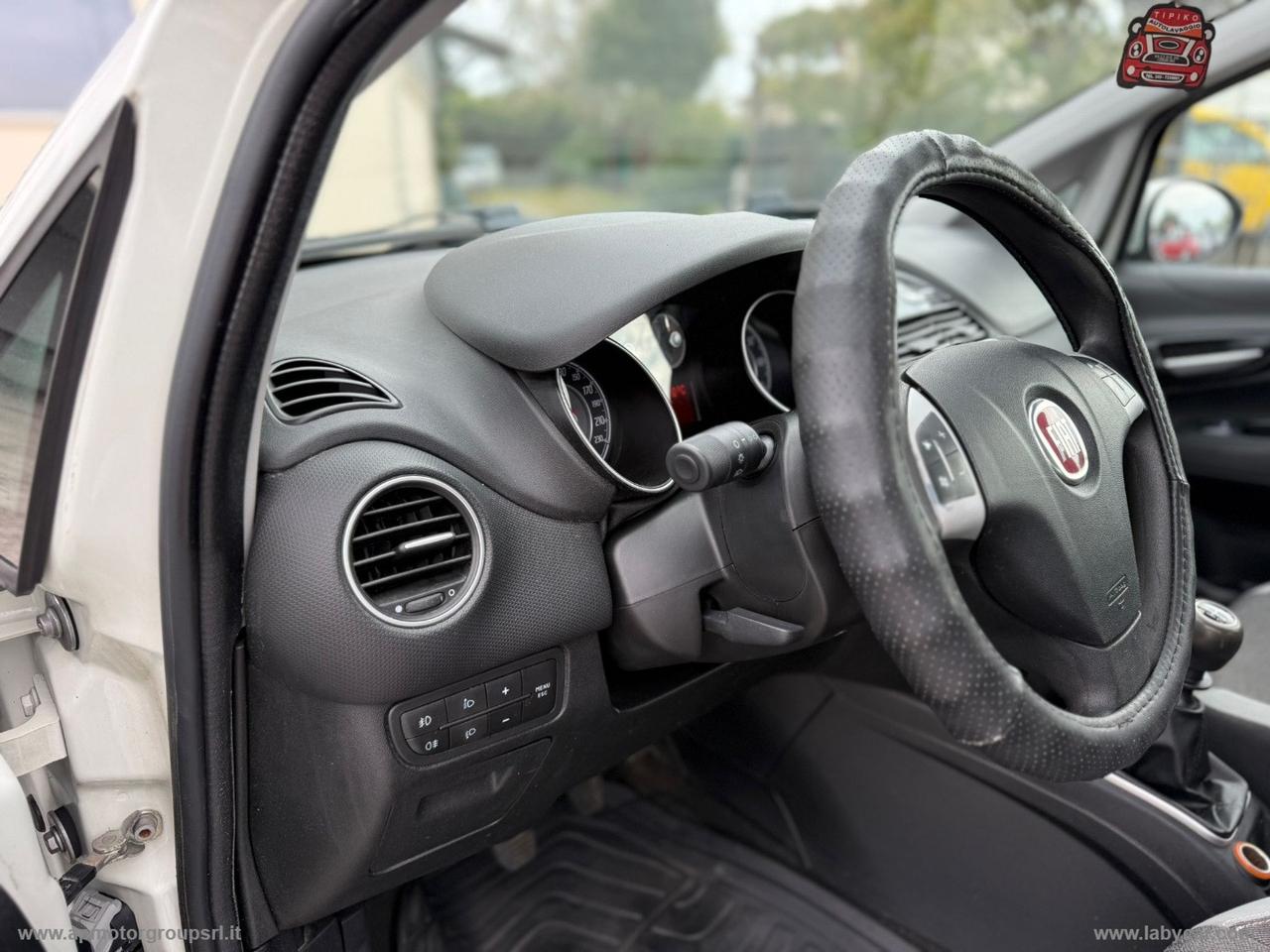 FIAT Punto 1.4 5p. EMOTION Natural Power