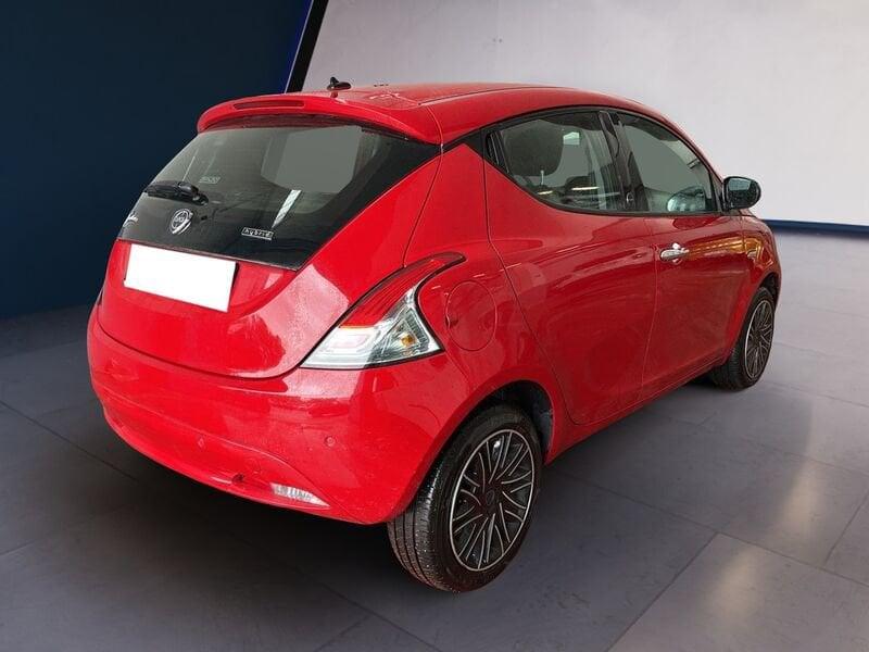Lancia Ypsilon III 2015 1.0 firefly hybrid Silver s&s 70cv
