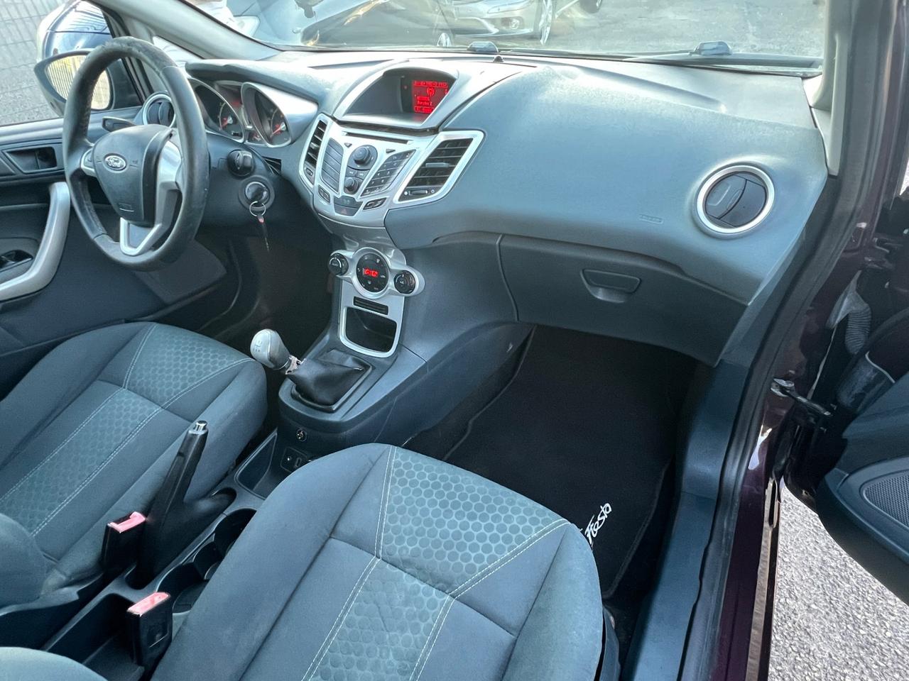 Ford Fiesta 1.4 5 porte Bz.- GPL Titanium