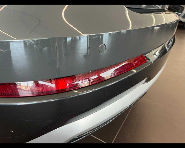 AUDI Q3 35 TDI S tronic Business Advanced