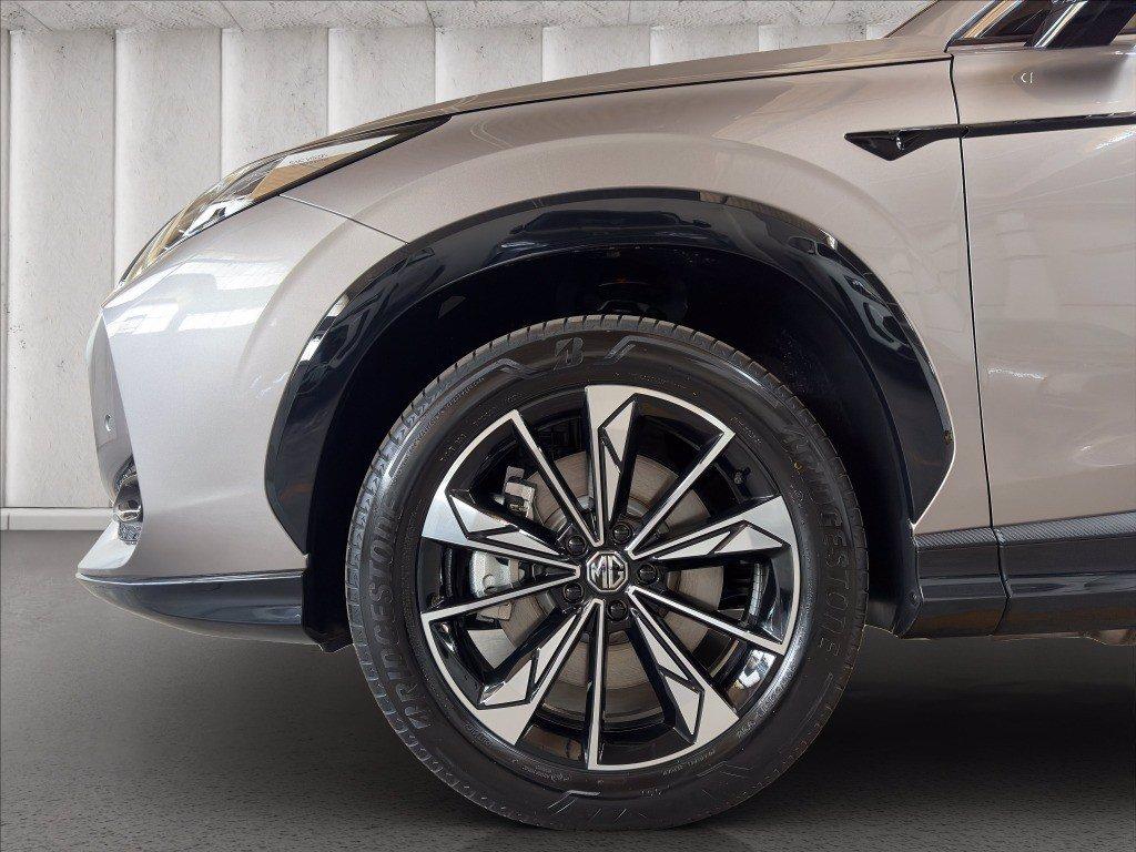 MG HS 1.5 hybrid+ Luxury auto del 2026
