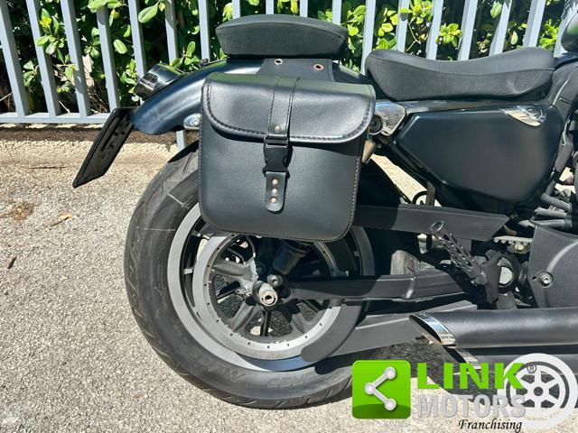 HARLEY-DAVIDSON 883 Sportster R XL