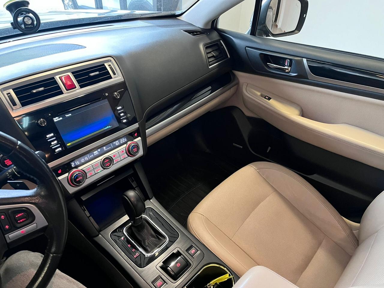 Subaru OUTBACK 2.0d Lineartronic Unlimited