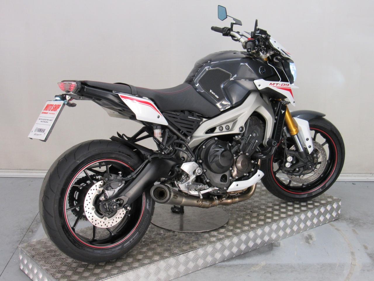Yamaha MT-09 Street Rally SCARICO SC PROJECT