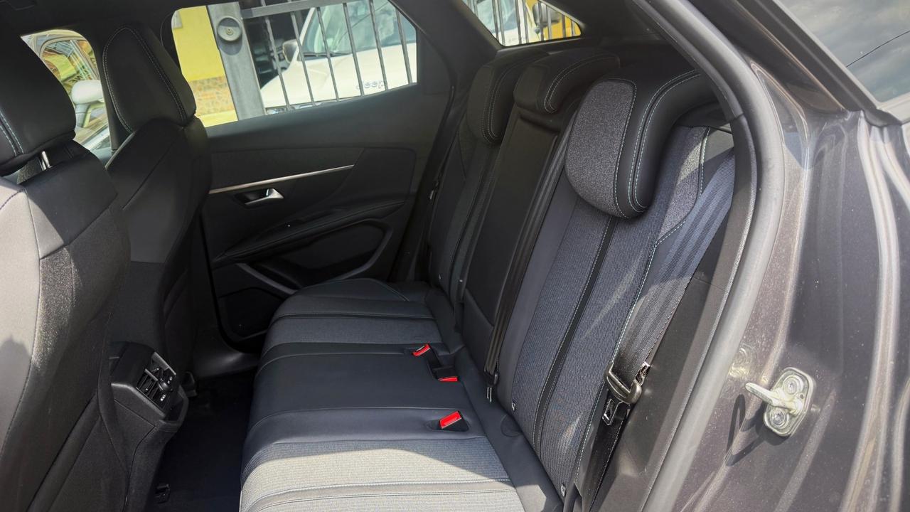 Peugeot 3008 1.5 Hdi EAT8 Allure - 2023