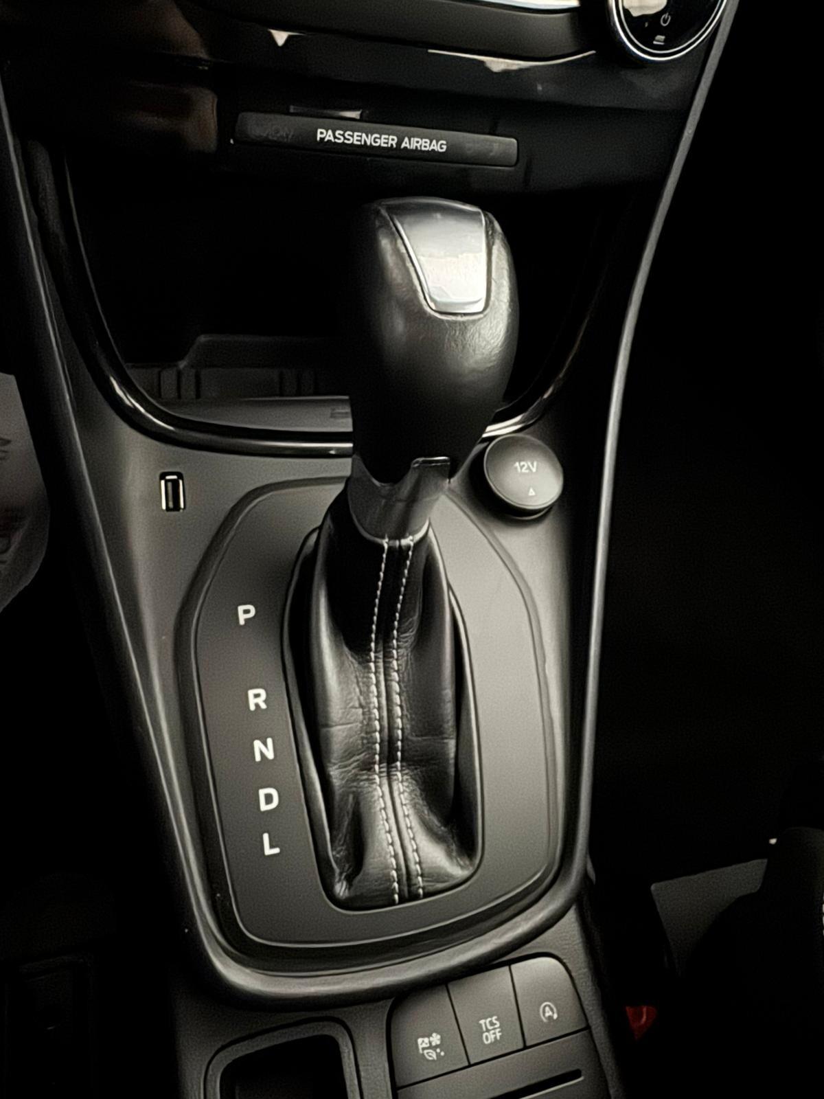 Ford Puma 1.0 EcoBoost Hybrid 125 CV S&S aut. Titanium