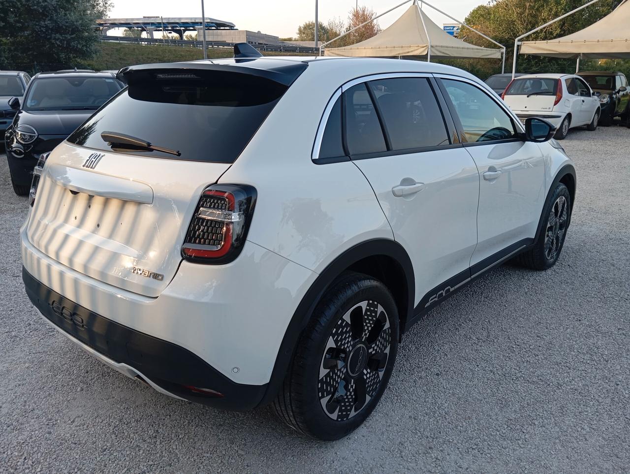 Fiat 600 Hybrid 110 CV DCT MHEV La Prima