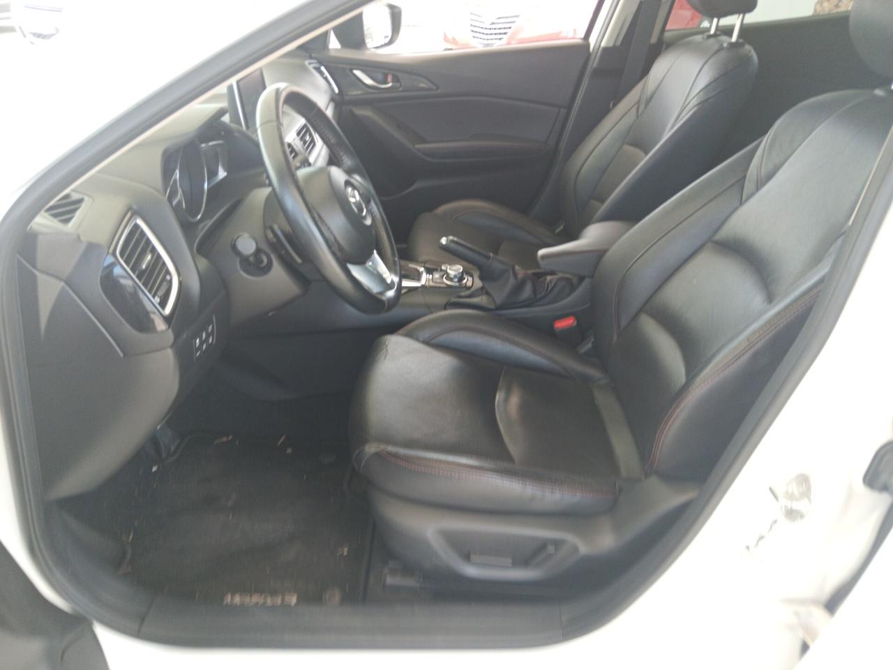 MAZDA 3 DISEL 2.2 C.V 150 AUTOM IL TOP CON PROB I AL MOTORE
