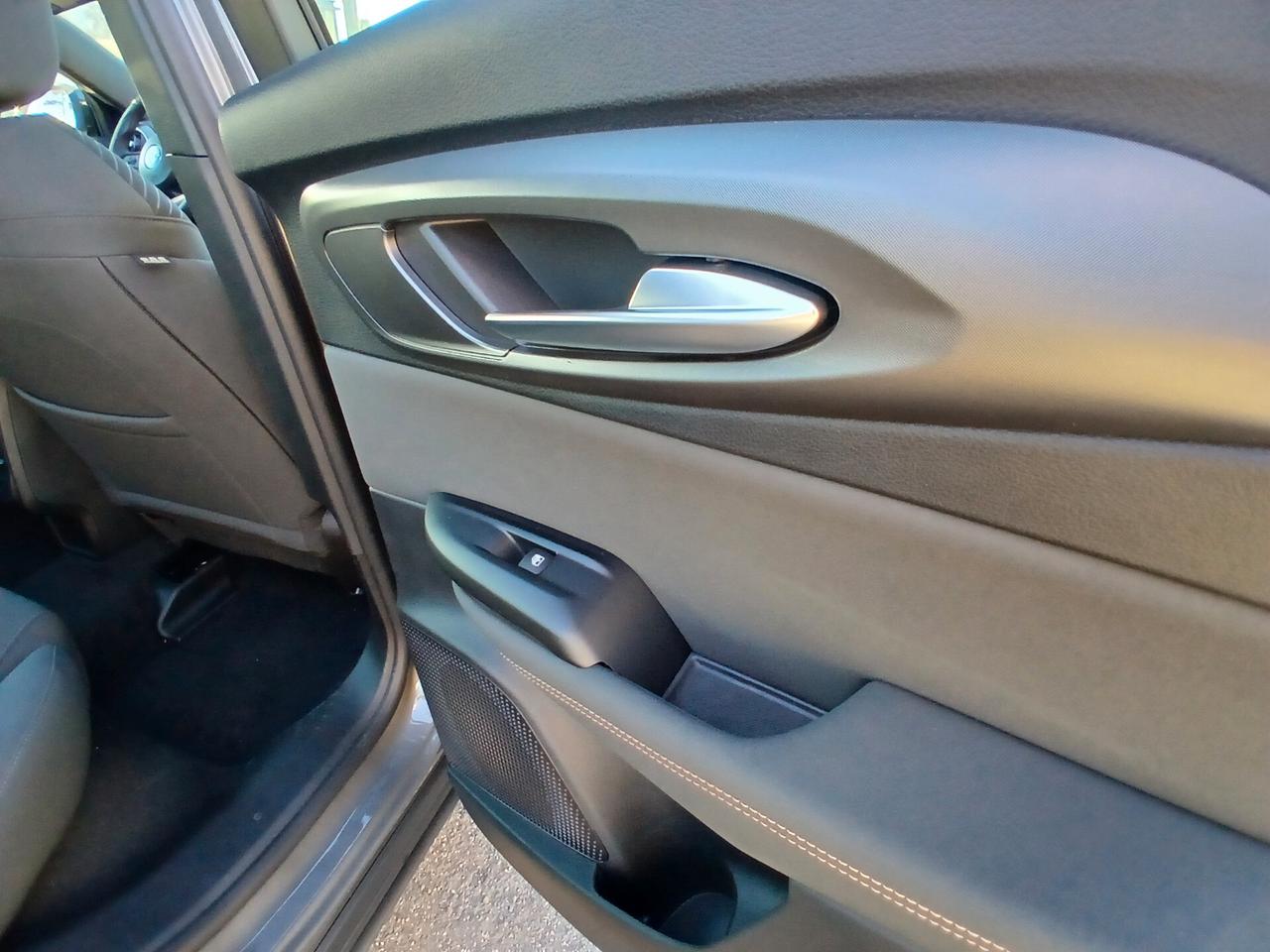 Alfa Romeo Tonale 1.5 130 CV MHEV TCT7 Sprint