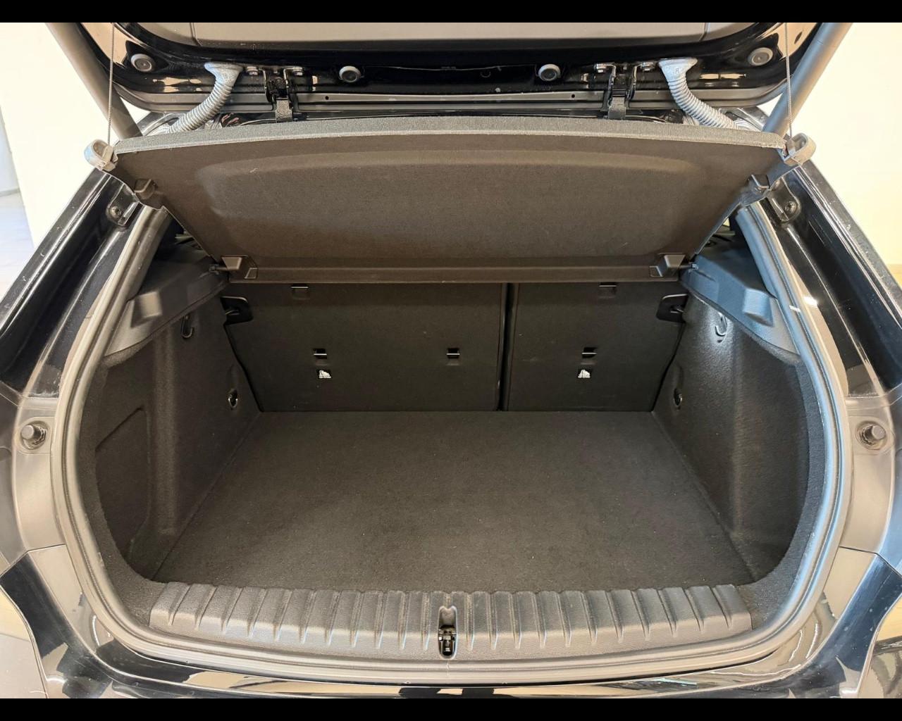 BMW Serie 1 (F40) - 118d 5p. Msport