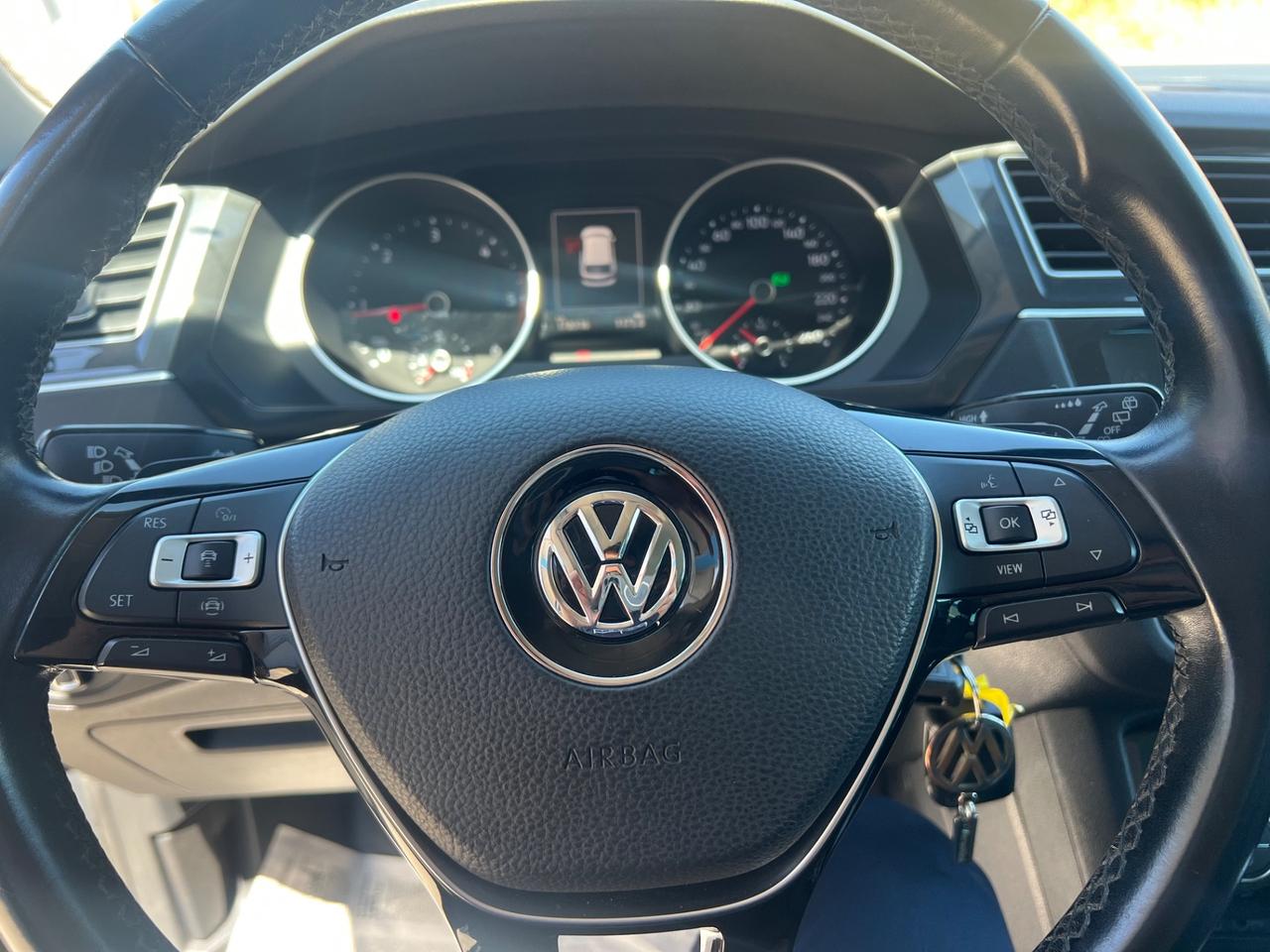 Volkswagen Tiguan 2.0 TDI SCR 4MOTION Business BlueMotion Technology