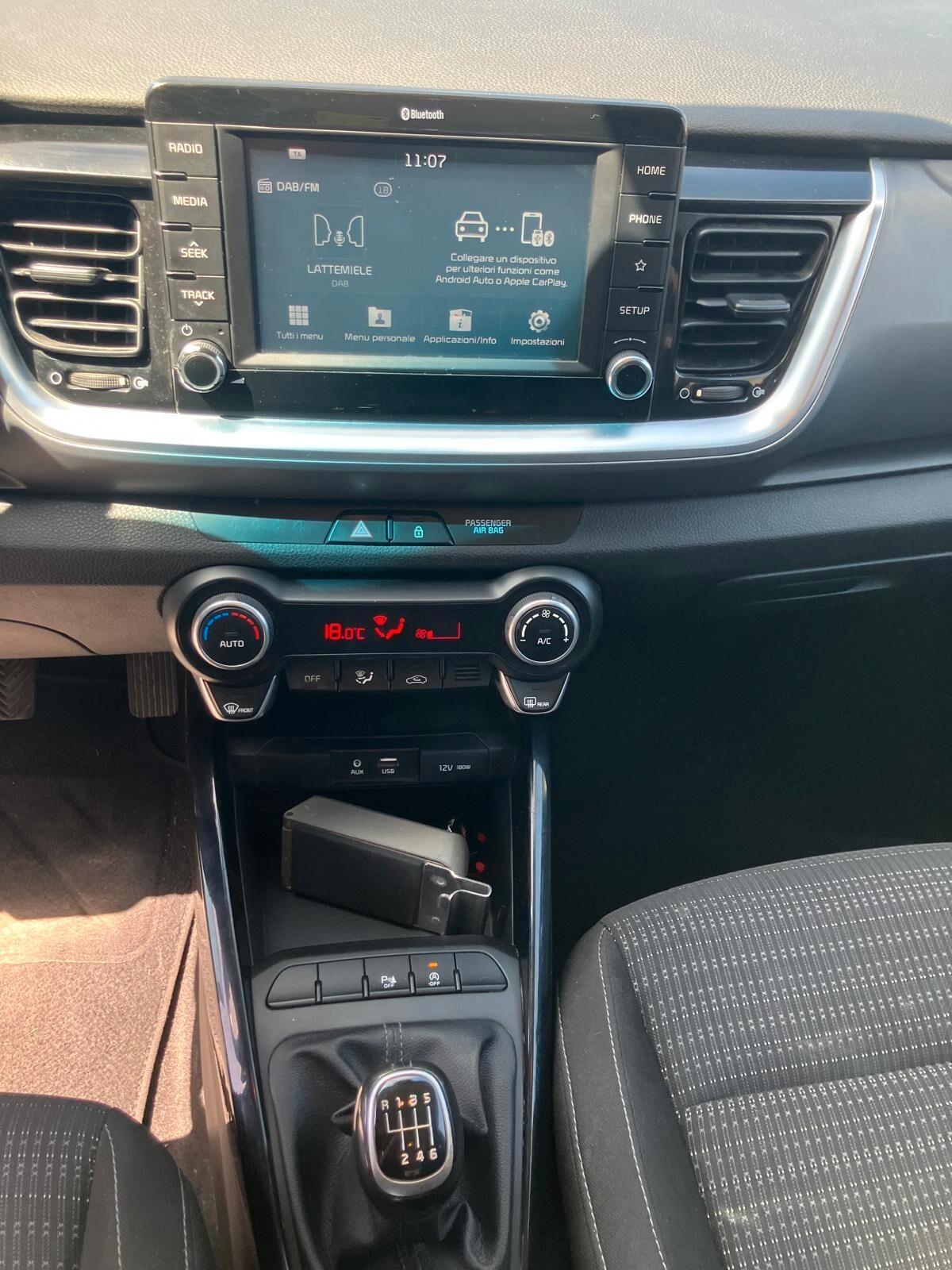 KIA STONIC 1.4 MPI 100cv Style