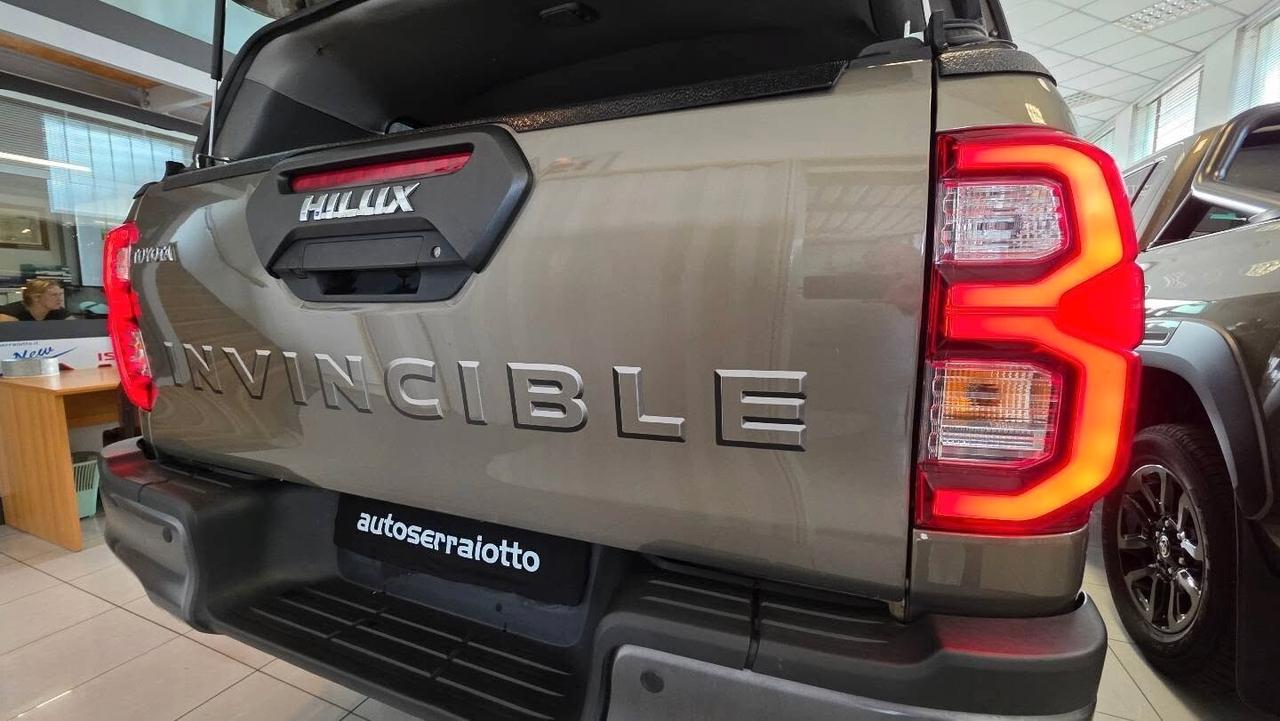 Toyota Hilux 2.8 Invincible ITALIANA GARANZIA TOYOTA!!