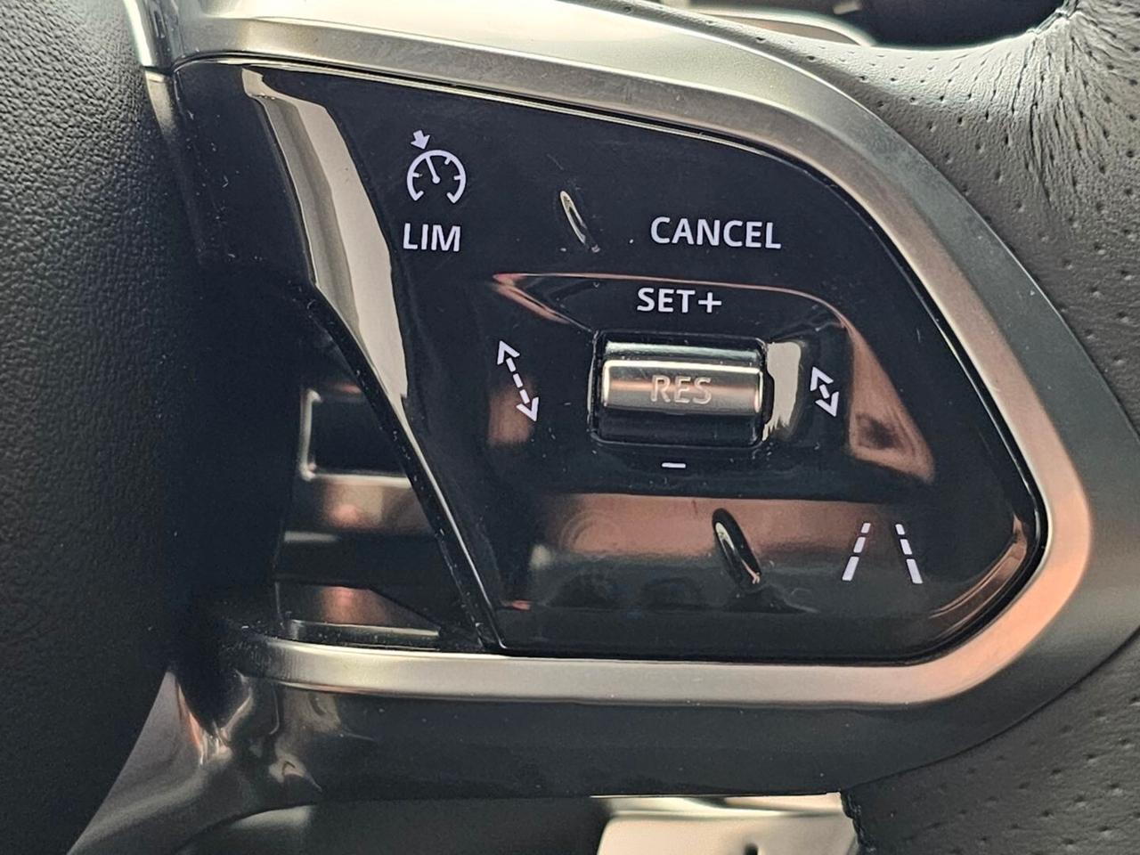 Jaguar F-Pace 2.0 D 204 CV AWD aut. R-Dynamic SE