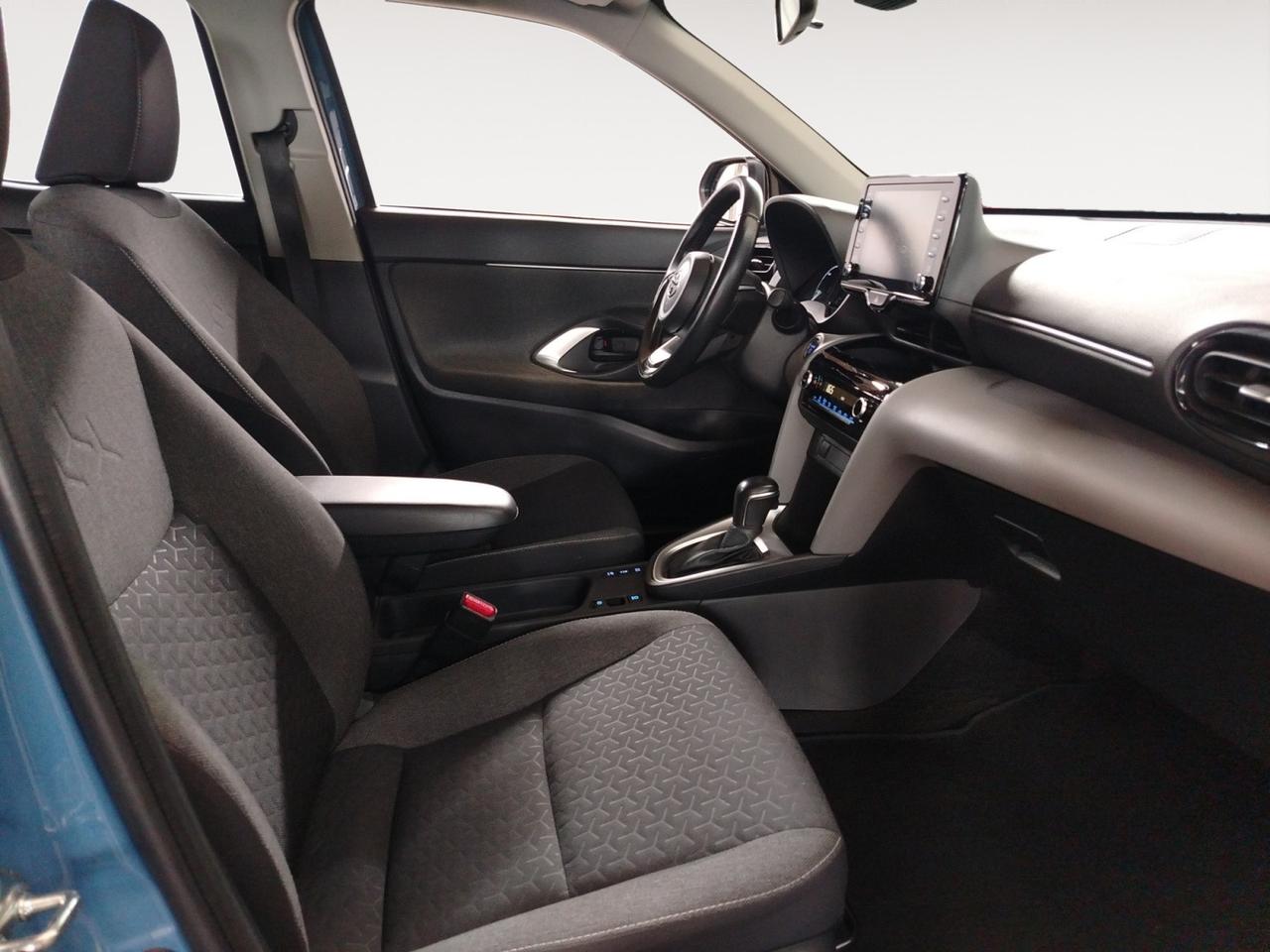 Toyota Yaris Cross 1.5h Business fwd 116cv e-cvt