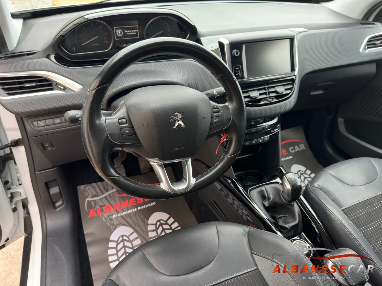 Peugeot 2008 BlueHDi 100 S&S Allure