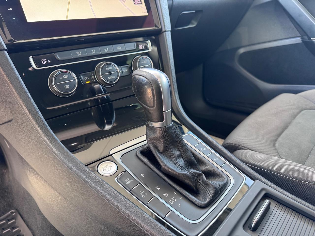 Volkswagen Golf 2.0 TDI 5p. Executive BlueMotion Technology