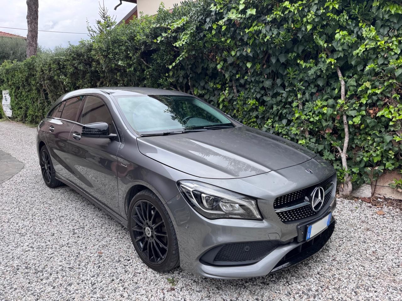 Mercedes-benz CLA 180 Cla 180 S.Brake Premium night edition