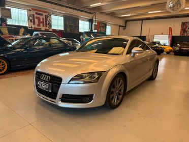 Audi TT Coupé 3.2 V6 quattro S tronic