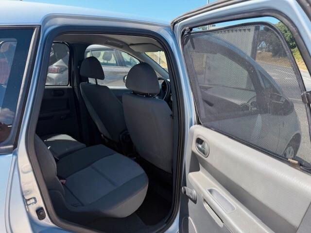 Mitsubishi Colt 1.1 12V 5p. Invite