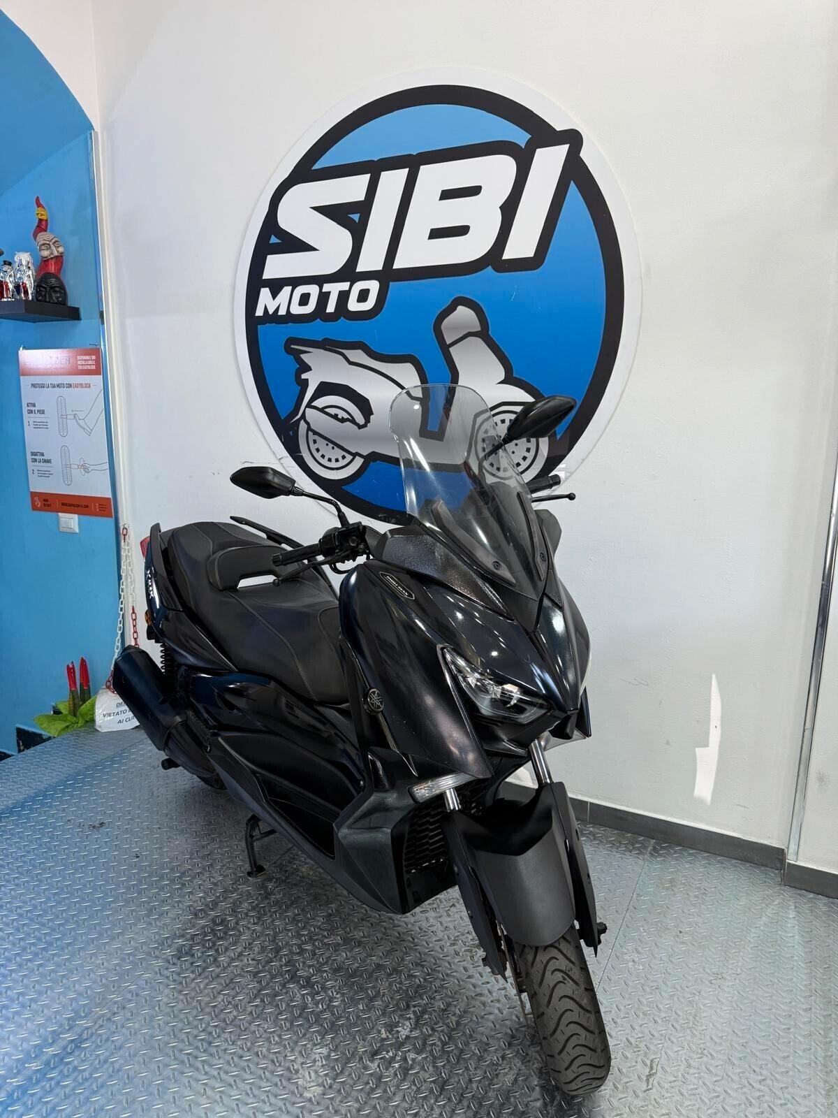 Yamaha X-MAX 300