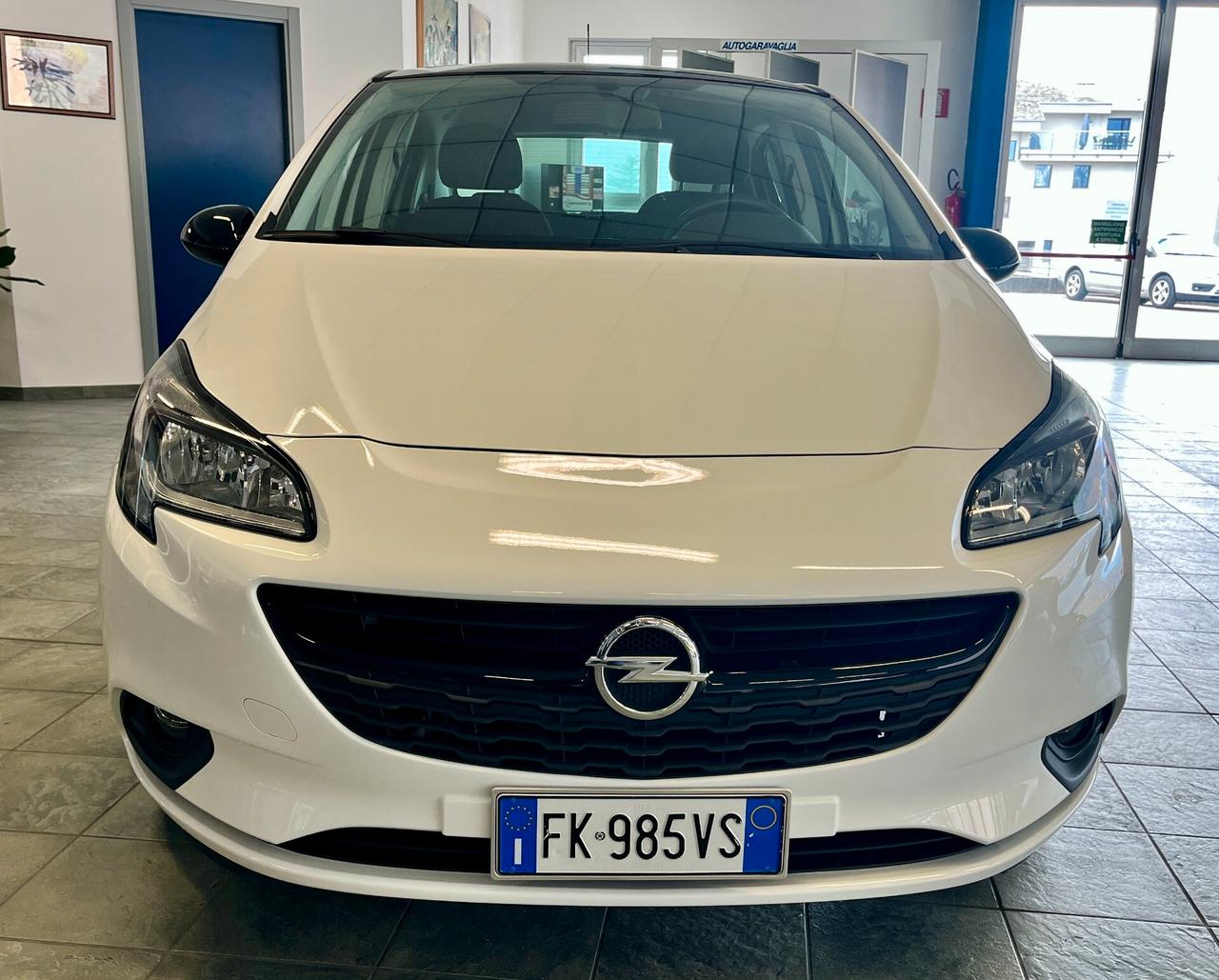 Opel Corsa 1.2 5 porte b-Color-NEOPATENTATI-