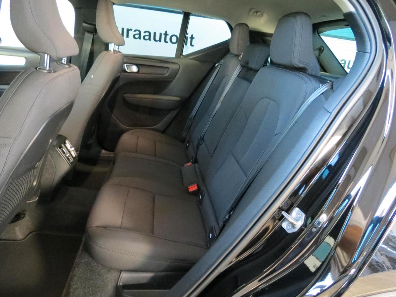 Volvo XC40 T3 Geartronic Momentum Pro