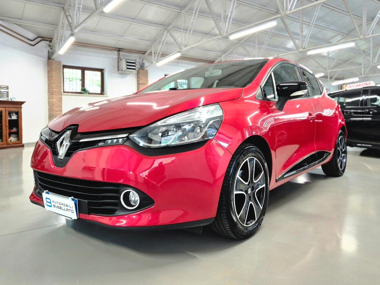 Renault Clio 1.2 75CV 5 porte Live ** NEOPATENTATI**