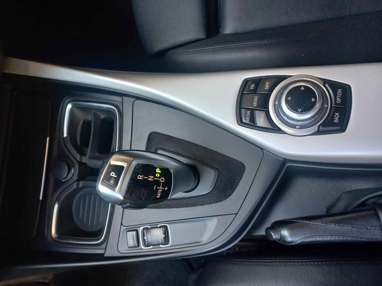 Bmw 118 118d 5p. Business