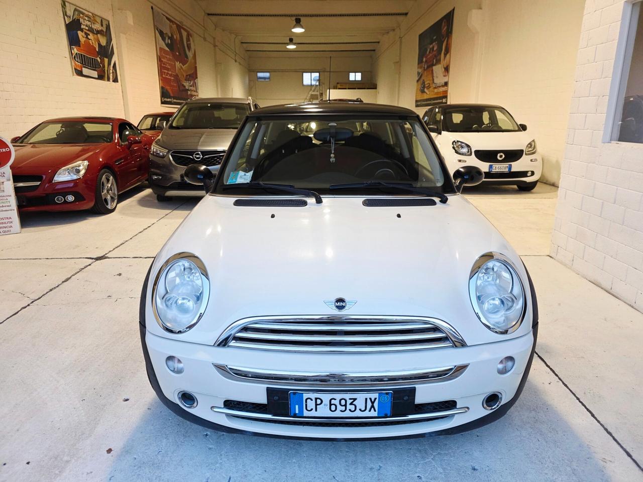 Mini 1.6 16V Cooper Neopatentati
