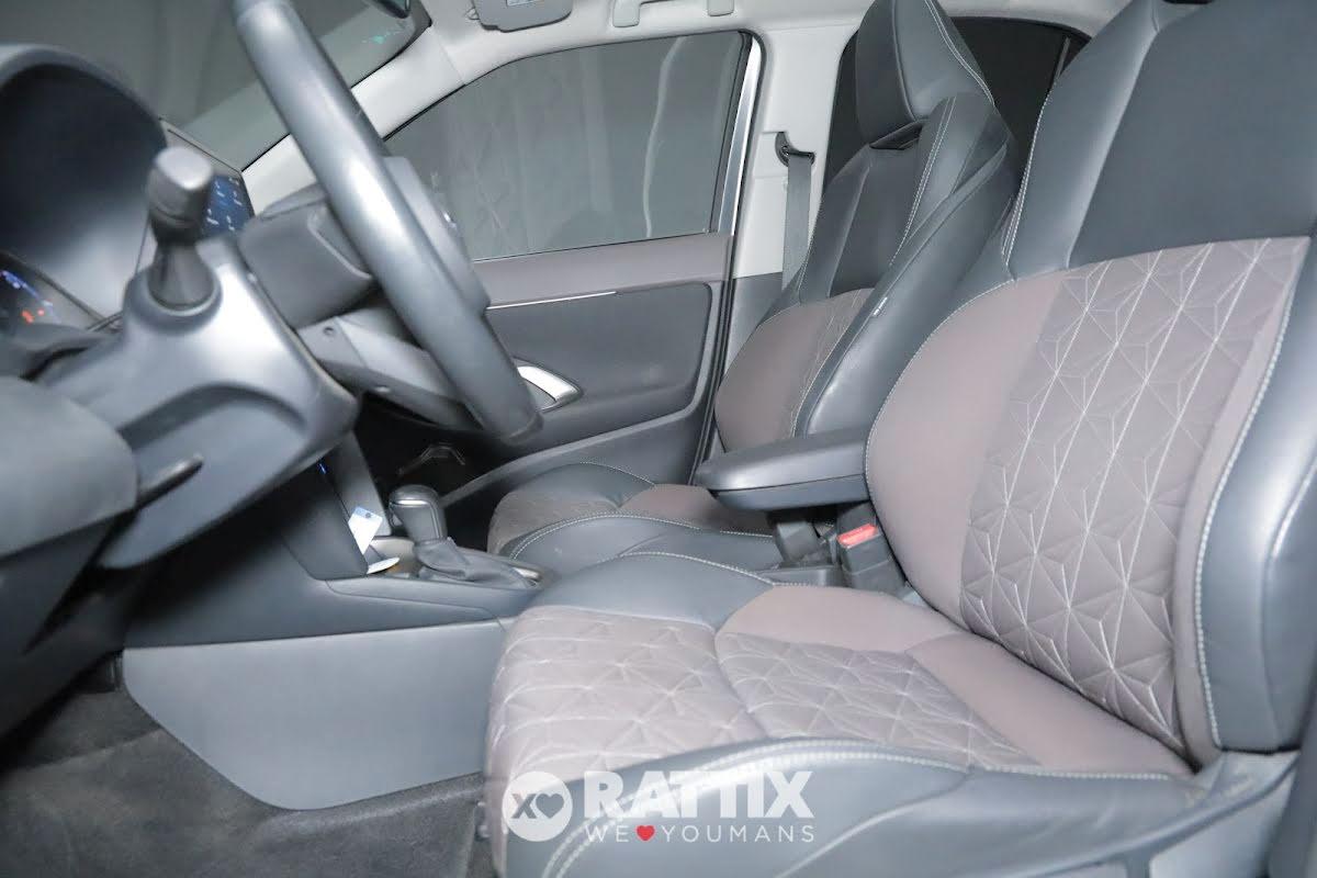 Toyota Yaris Cross 1.5 Hybrid 116CV Lounge e-CVT + tetto panoramico