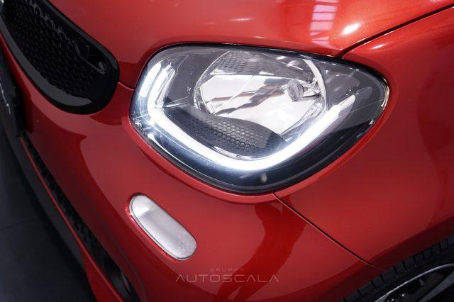 SMART ForFour 1.0 70cv Business #Navy #Led