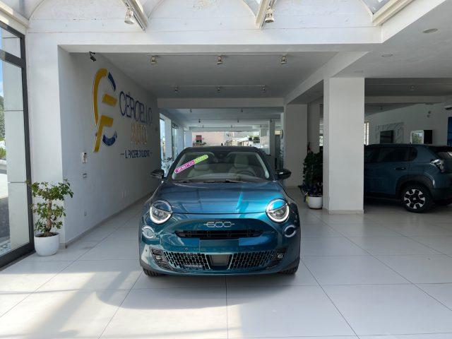 FIAT 600 Hybrid 110 CV DCT MHEV La Prima tua a ?270,0 ant.0