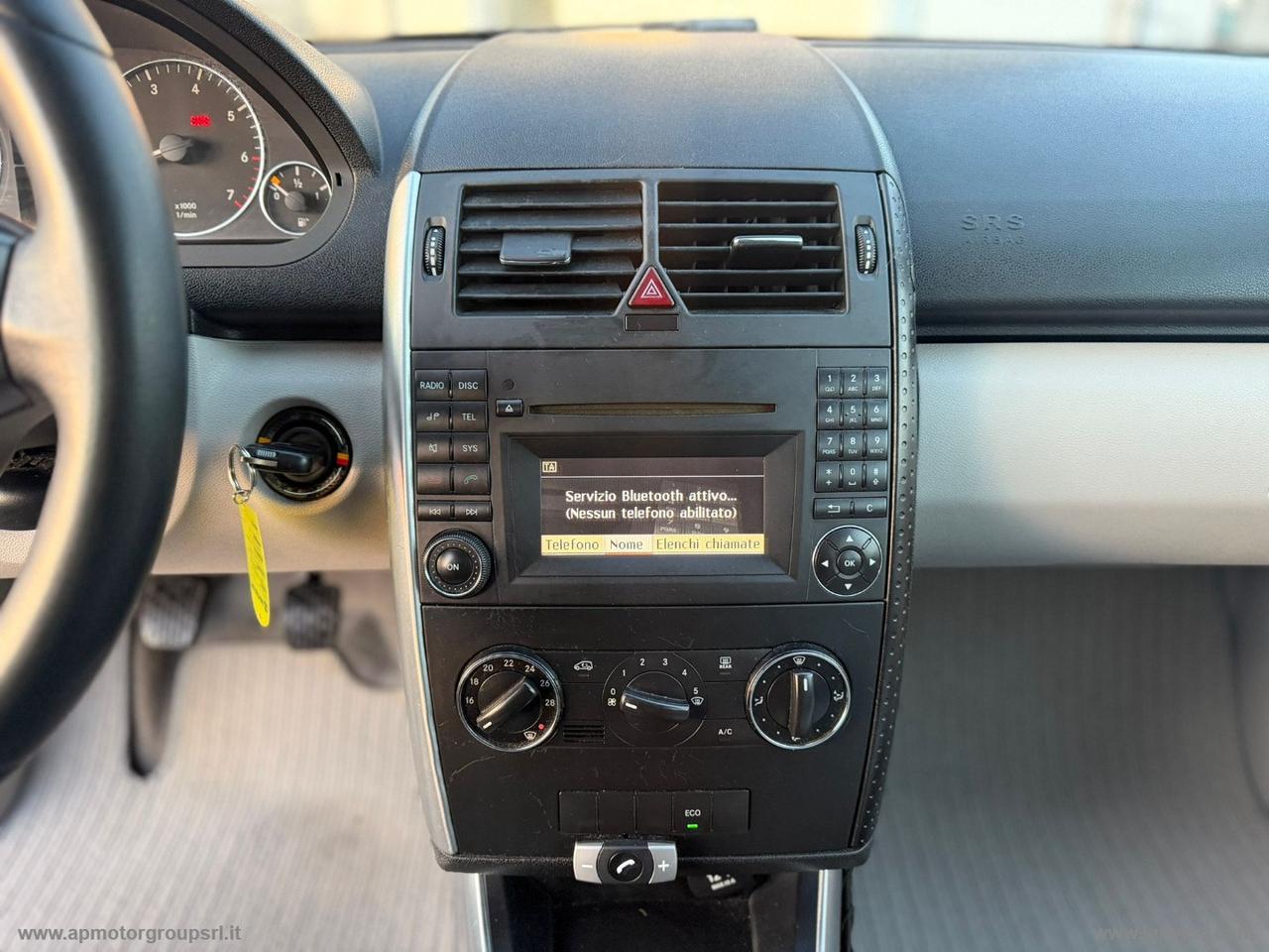 MERCEDES-BENZ A 150 BlueEFFICIENCY Avantgarde