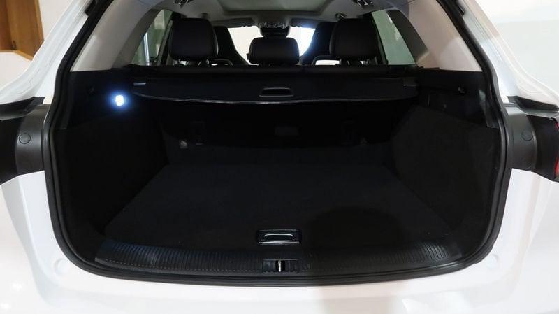 MG EHS 1.5 T Plug-in Hybrid Luxury