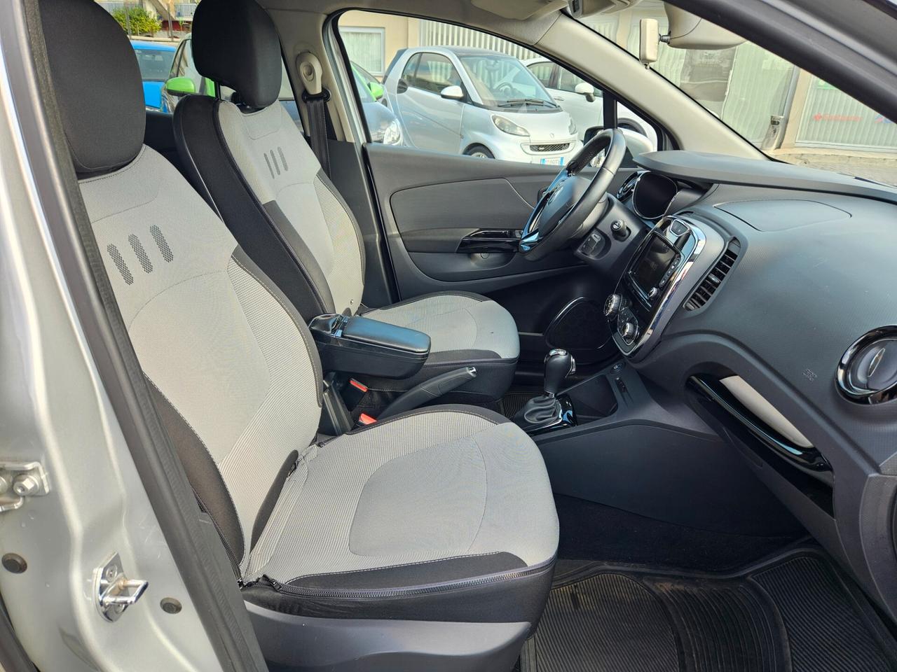 Renault Captur 1.5 dCi 8V 90 CV EDC Energy R-Link
