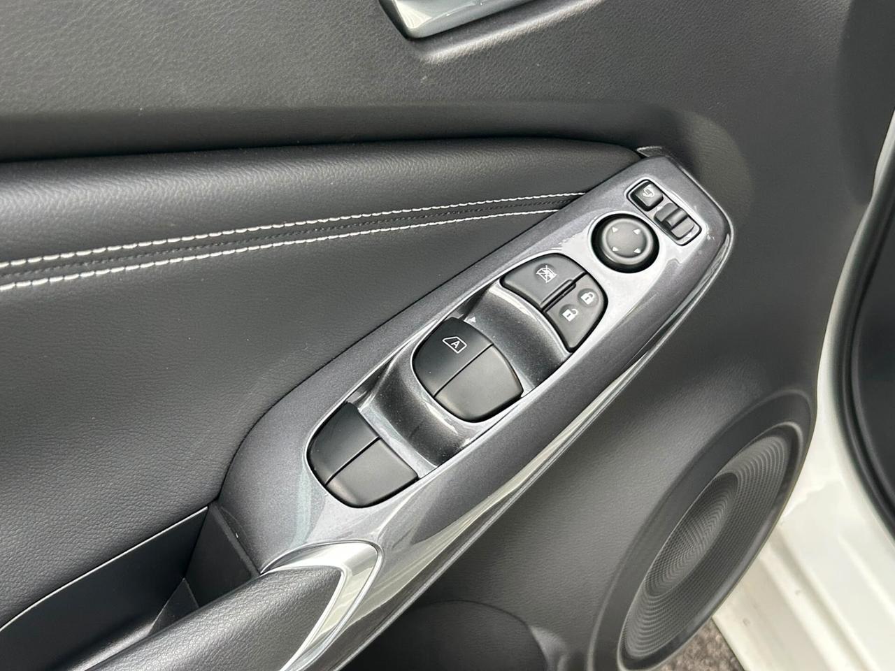 Nissan Juke 1.6 HEV TEKNA
